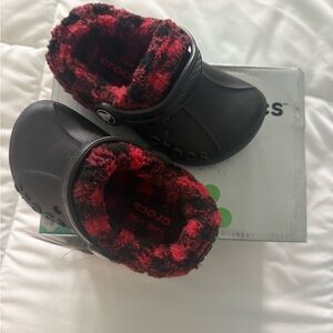 Crocs Kids' Black and Red Fuzzy Clogs